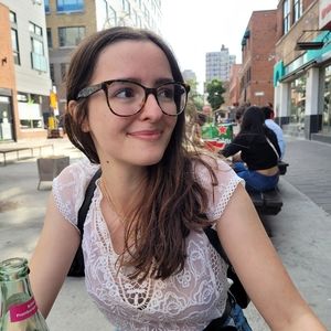 Meet your Posher, Kelly